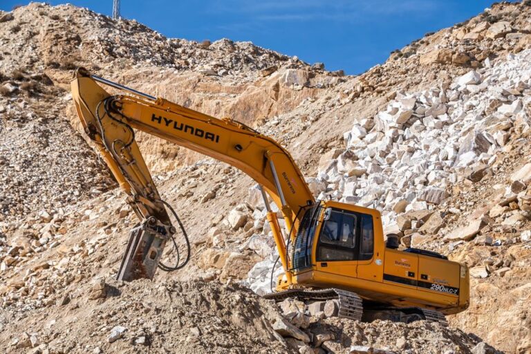 excavator rental
